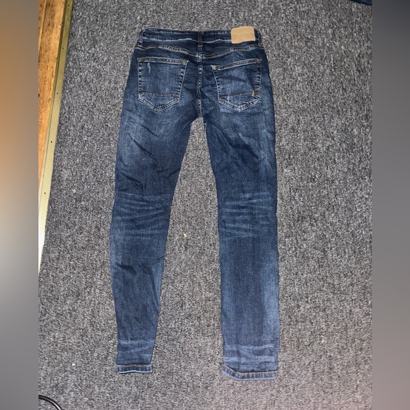 Aero Jeans! Super nice can’t fit in them! - Picture 4 of 4